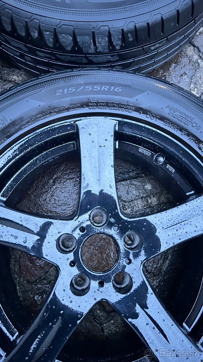 Elektróny so sadou pneu Hankook - 7