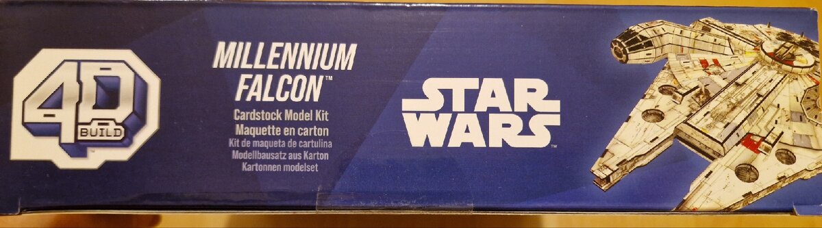 papierový model STAR WARS Millennium Falcon so stojanom - 7