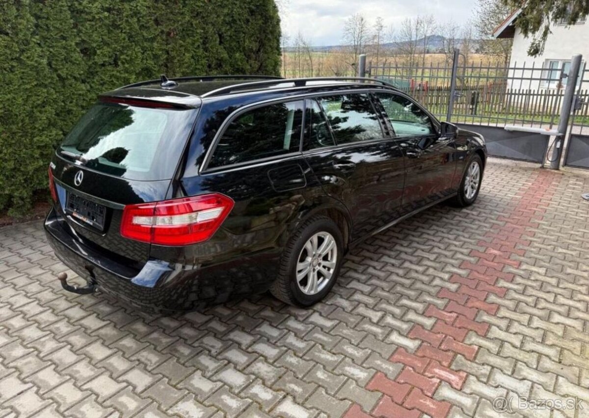 Mercedes-Benz Třídy E E 200/ 1,8i , Tažné , combi benzín - 7