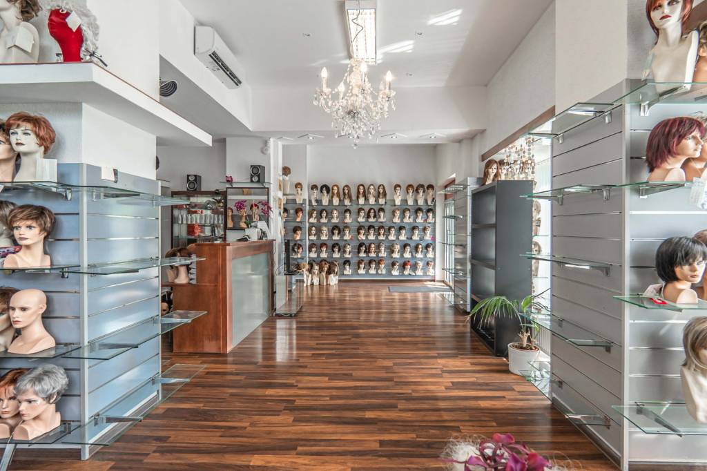 BABONY TREI Obchodný priestor s výkladom, Račianska ulica - 7