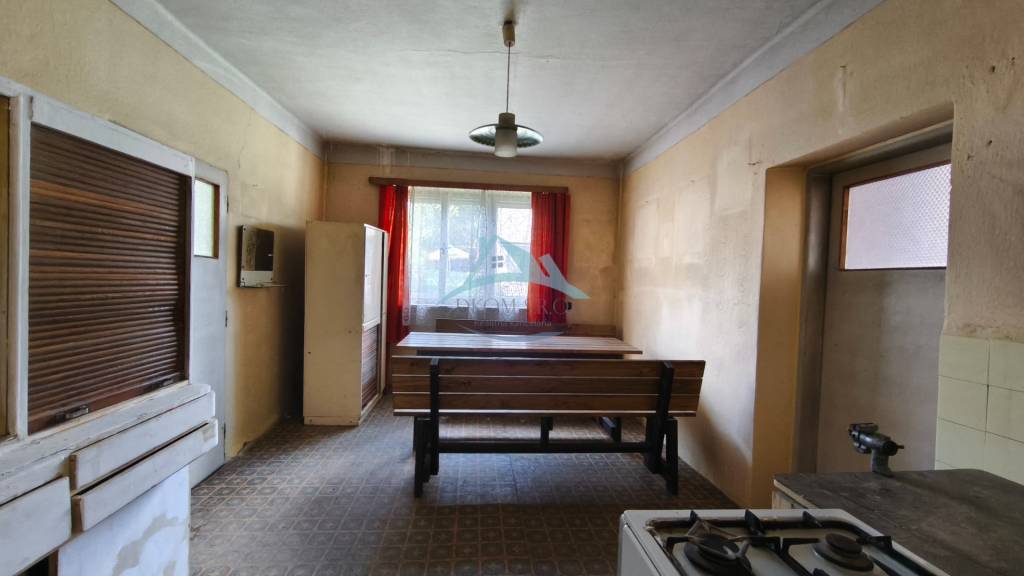 Vidiecky dom v obci Olováry v okrese Veľký Krtíš. - 7