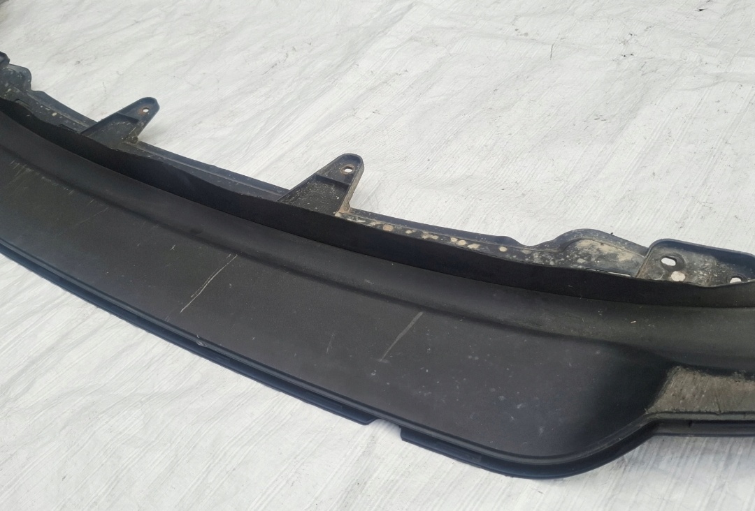 Predny podnaraznik golf 6 - 7