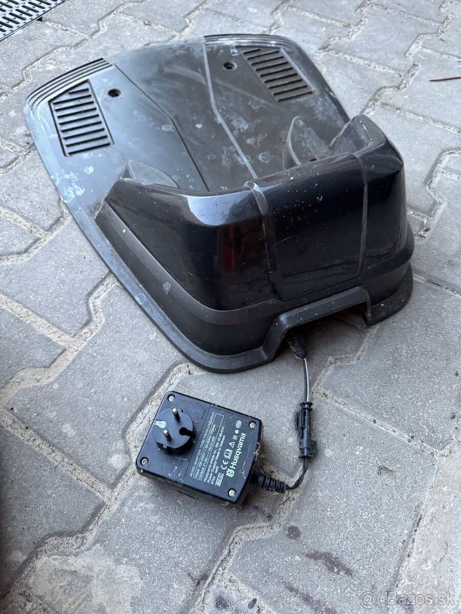 Husquarna automower 305 3-wheel robotická kosačka - 7