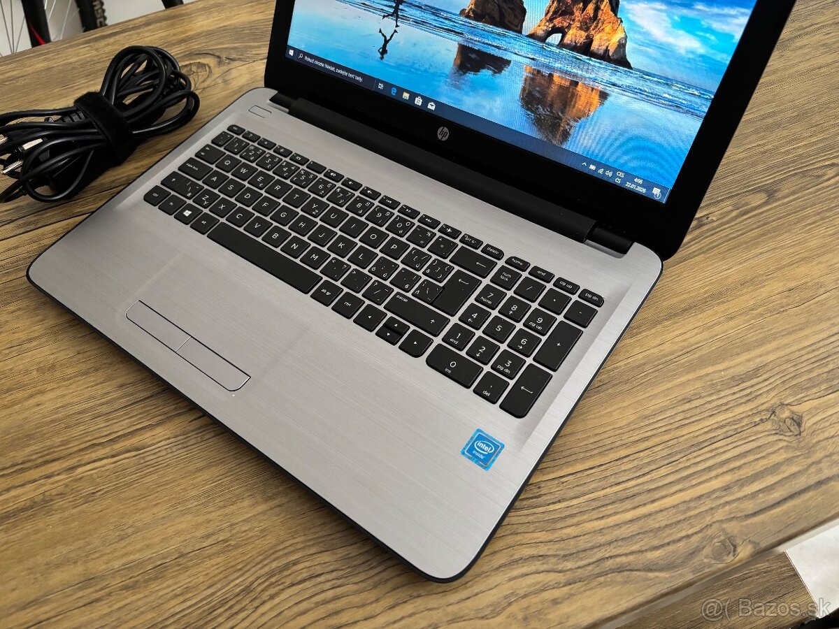 HP/Notebook/4GB RAM DDR4/500GB SSHD/Intel HD 2GB Grafika - 7