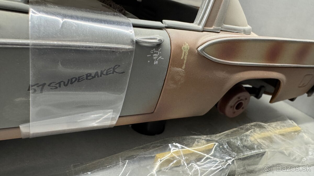 1957 Studebaker Golden Hawk 1:18 - 7