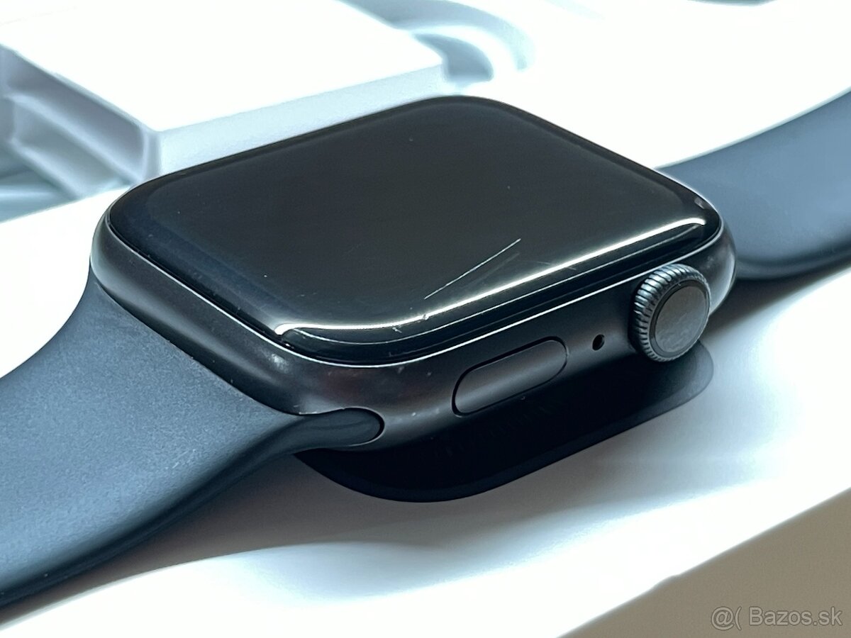Predám hodinky Apple watch series 5 - 7