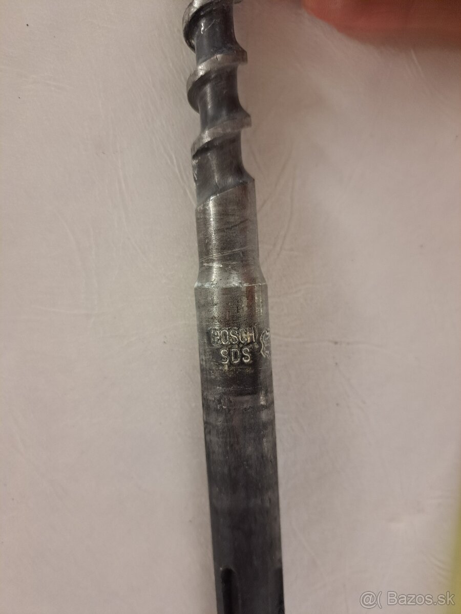 Predám vrtáky a sekáče SDS Max - 7