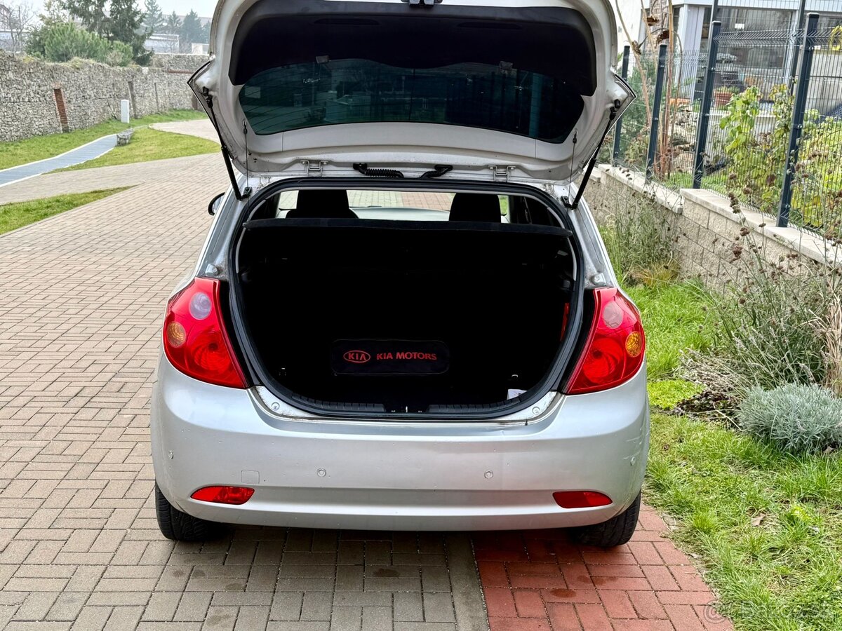 Kia ceed, 1.6 benzín, automat - 7