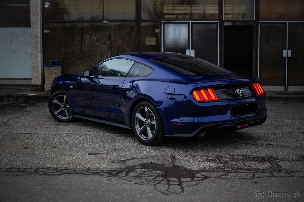 FORD MUSTANG 3.7 - 7