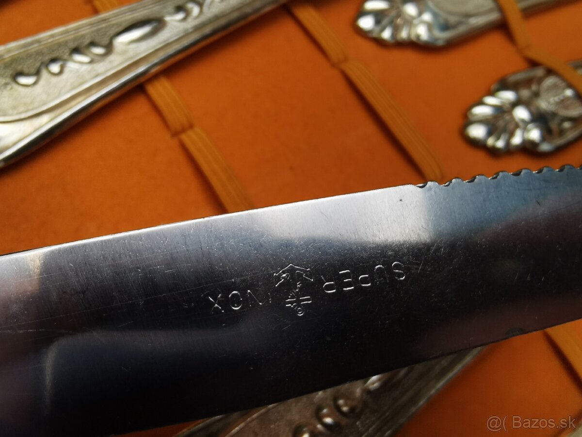 Príbor v kazete - 7