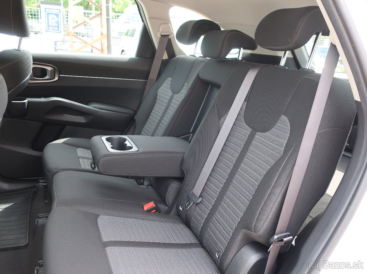 Kia Sorento 1.6T-GDi 169kW HYBRID 4x4 AUTOMAT EXCLUSIVE - 7