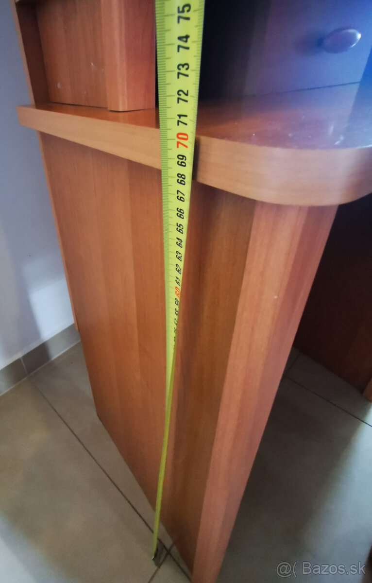 Kozmetický stolík - 7
