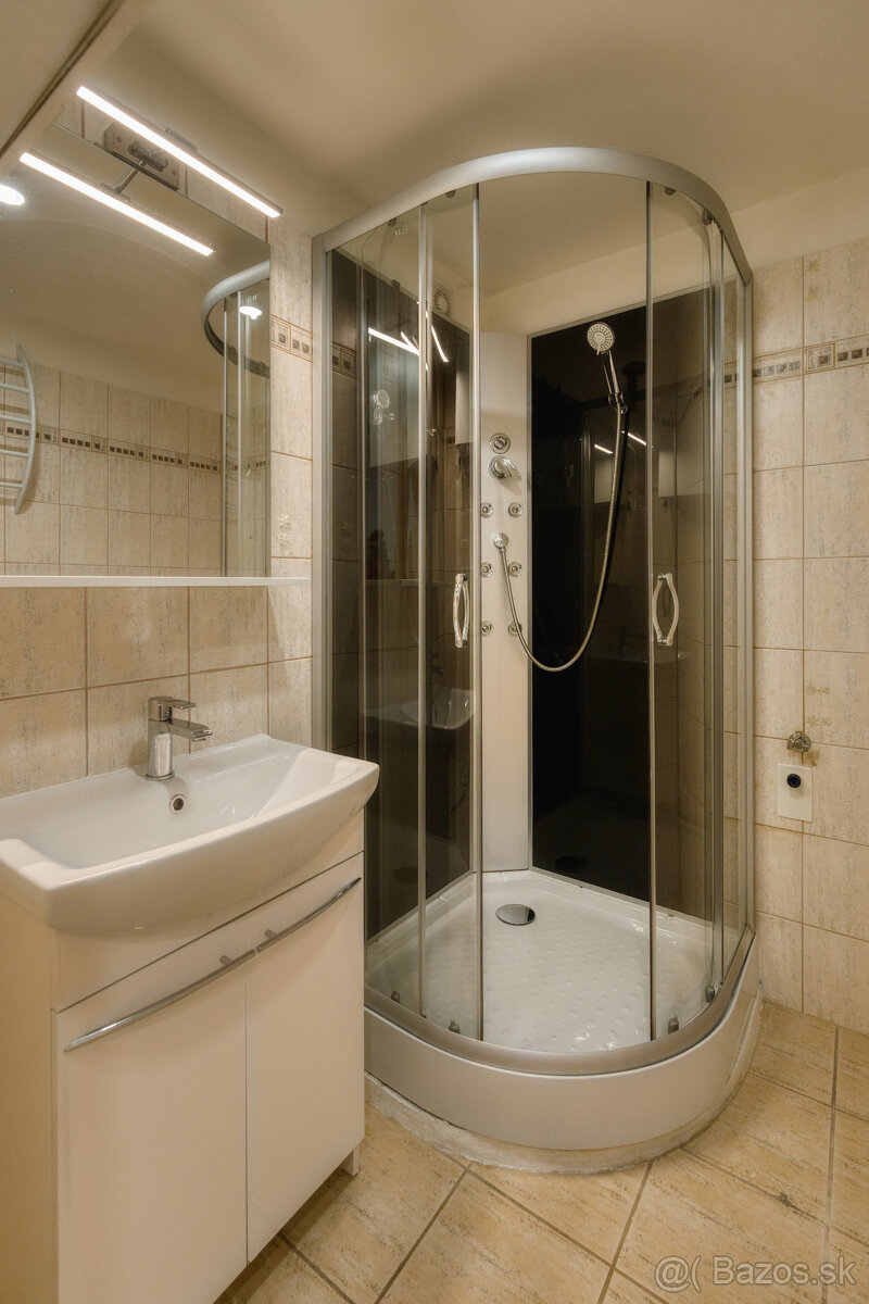 Na predaj 3-izbový byt – Lánkšronská ulica, Kežmarok - 7