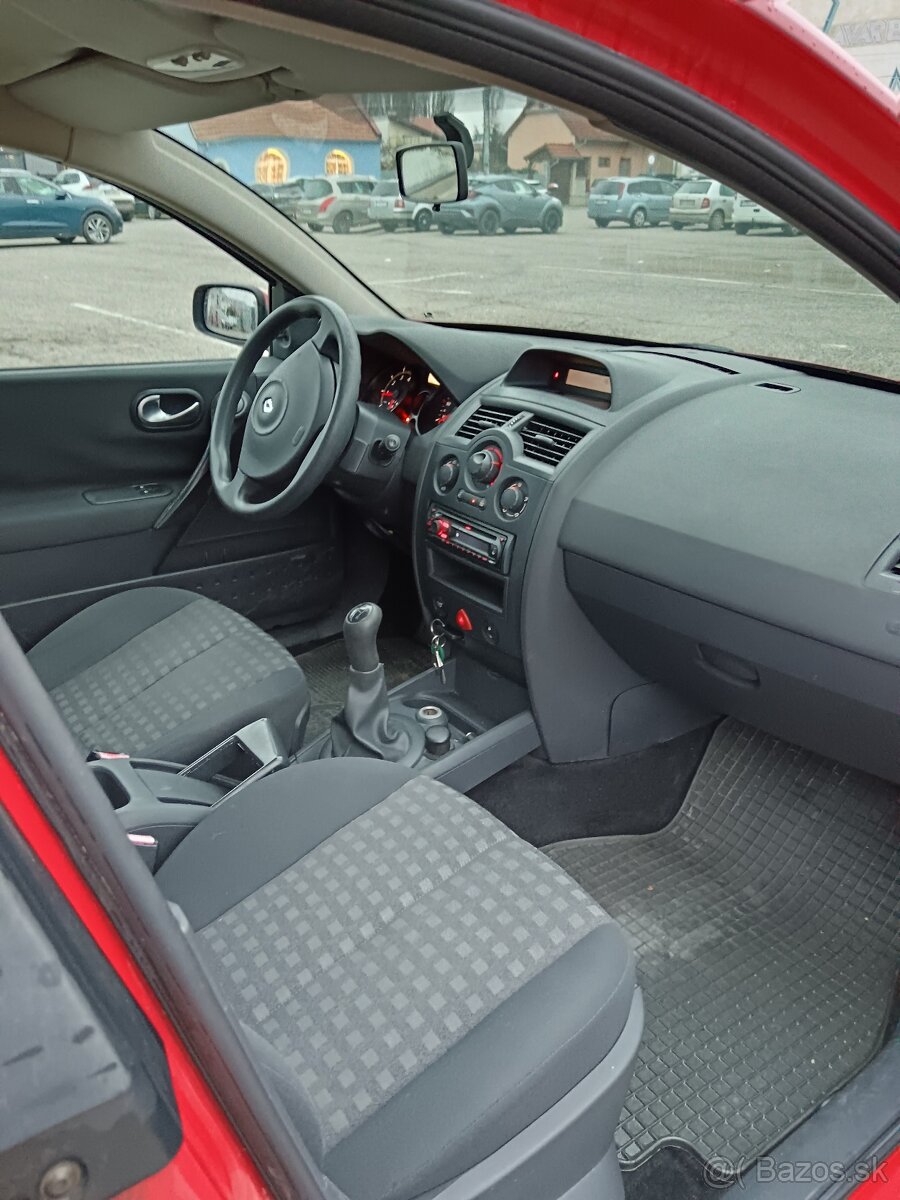 Renault Megane 2, benzín 1.4, 72kW, 2006 - 7