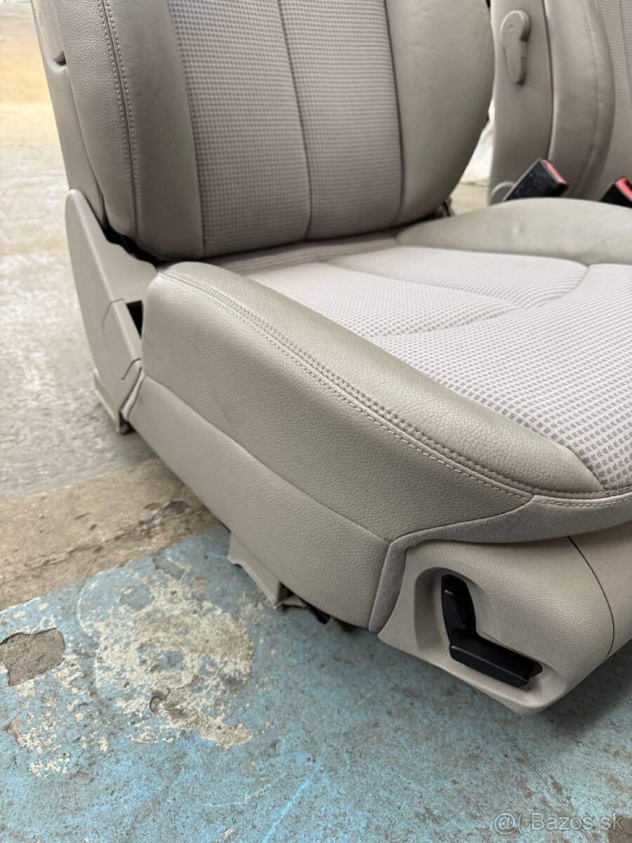 Sedadla Mercedes-Benz W211 sedan facelift - 7