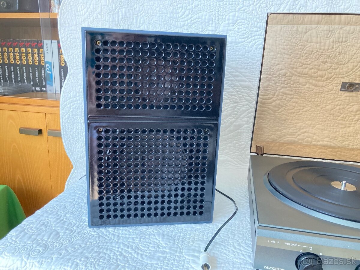 ZREPASOVANÝ gramofón TESLA NZC 300 - 7