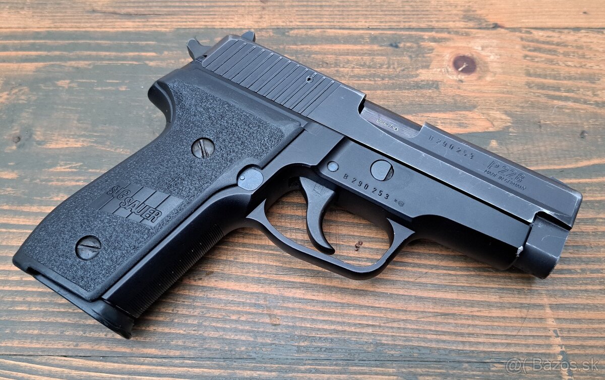 SIG SAUER SP 2022,P228 - 7