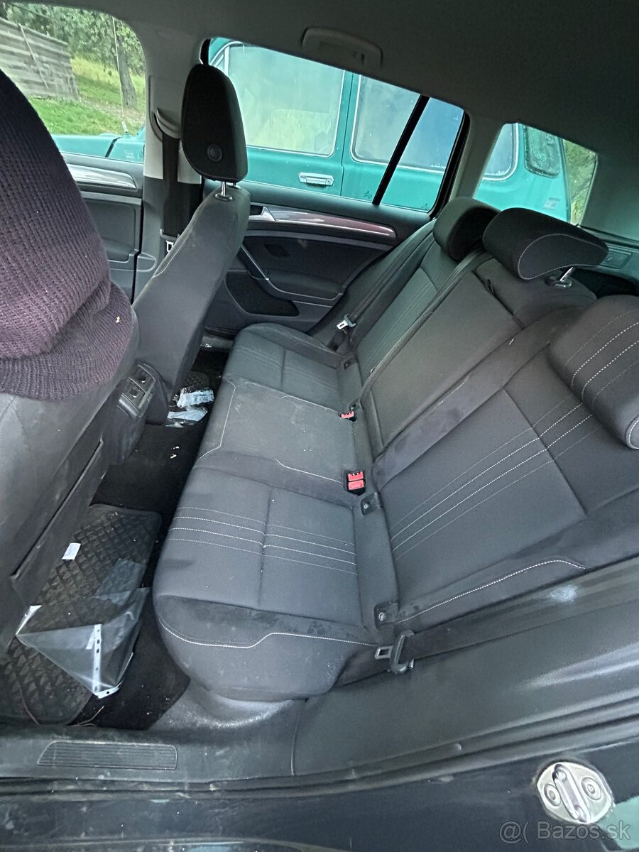 Rozpredám Golf 7 Alltrack - 7