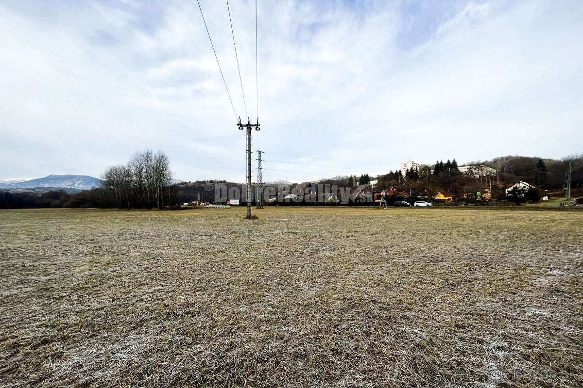 PREDAJ: Pozemok pre investíciu a podnikanie, 4096 m2, Podbre - 7