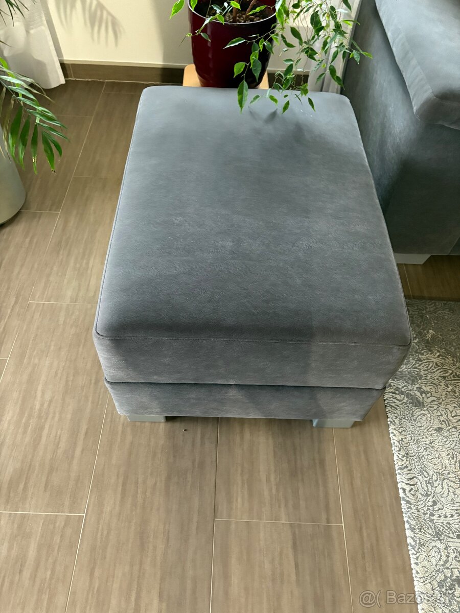 Rohova sedacka s taburetkou - 7