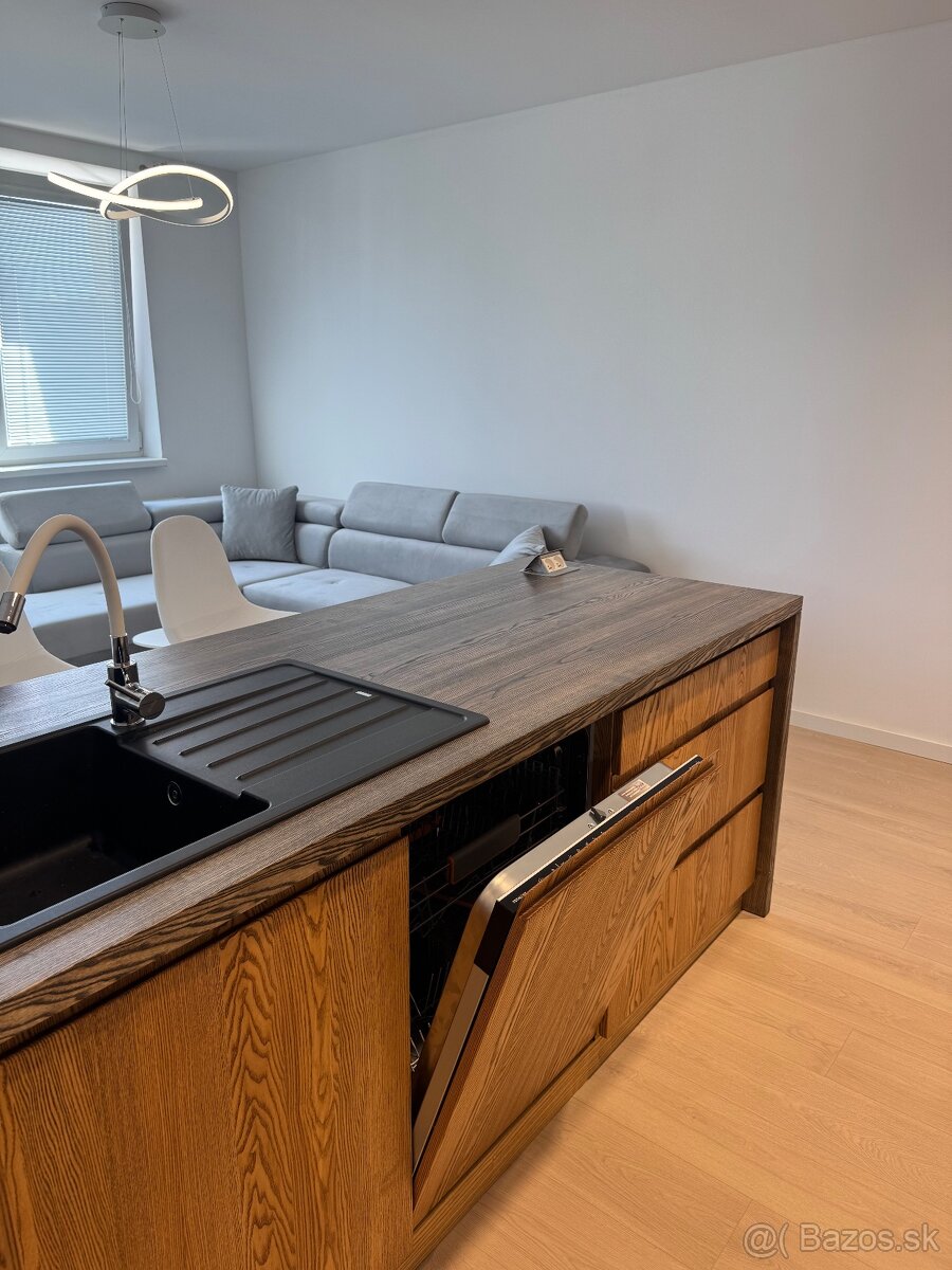 Nadštandardný dvojizbový byt - 7