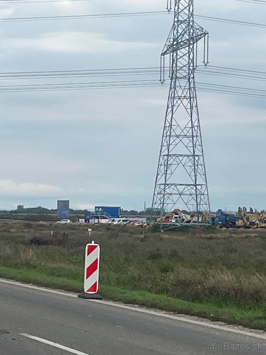 Investičná príležitosť 15 km od továrne na batéri - 7