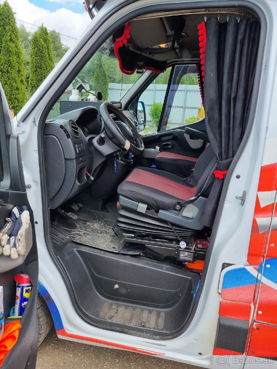 Predám Renault Master Twincab - 7