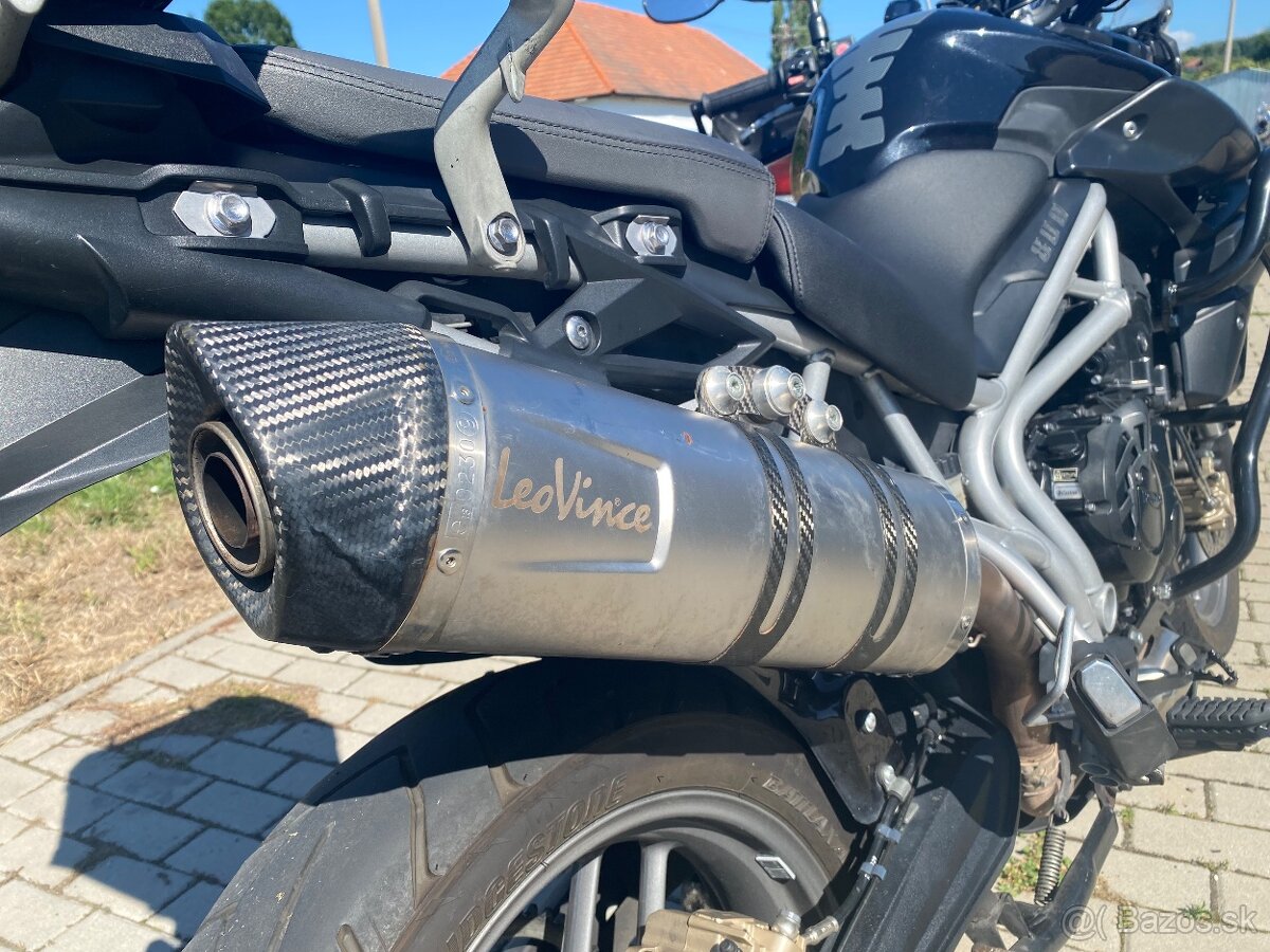 Triumph Tiger 800  2011 - 7