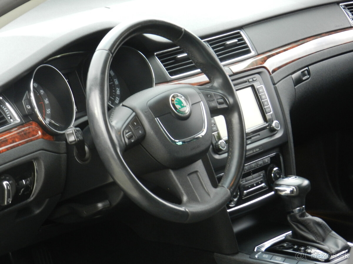 Škoda Superb Combi 2.0 TDI CR 140k Elegance DSG - 7