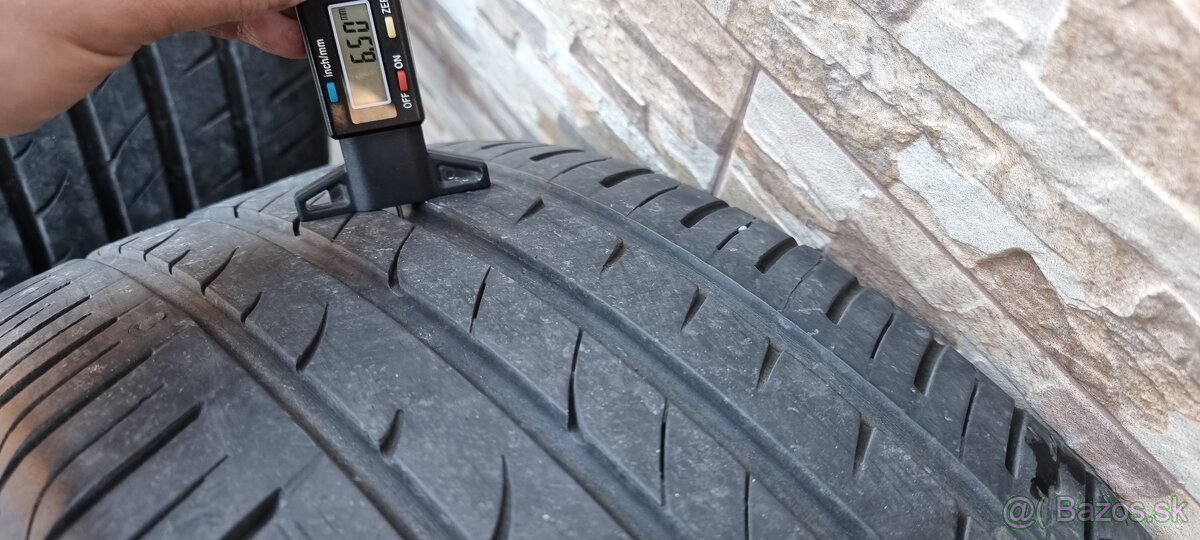 Predám letné pneumatiky Hankook 235/45 R18 - 7