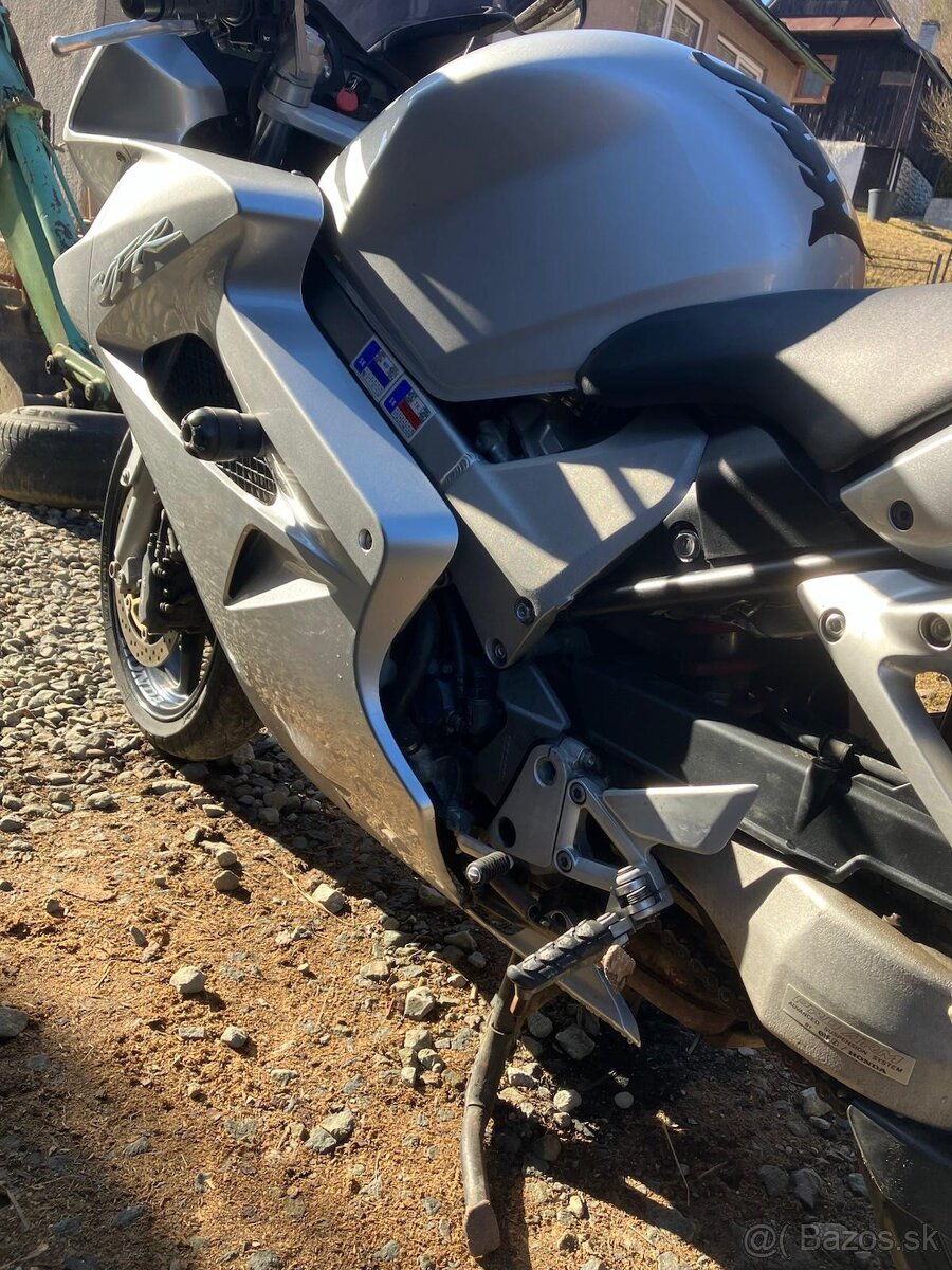 HONDA VFR 800 VTEC - 7
