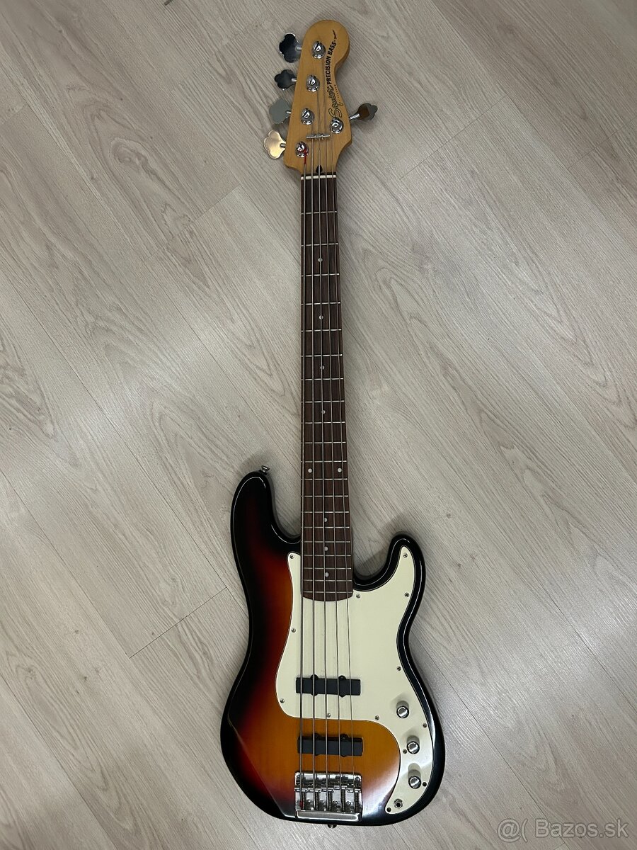 Basa Squier Precision Bass - 7