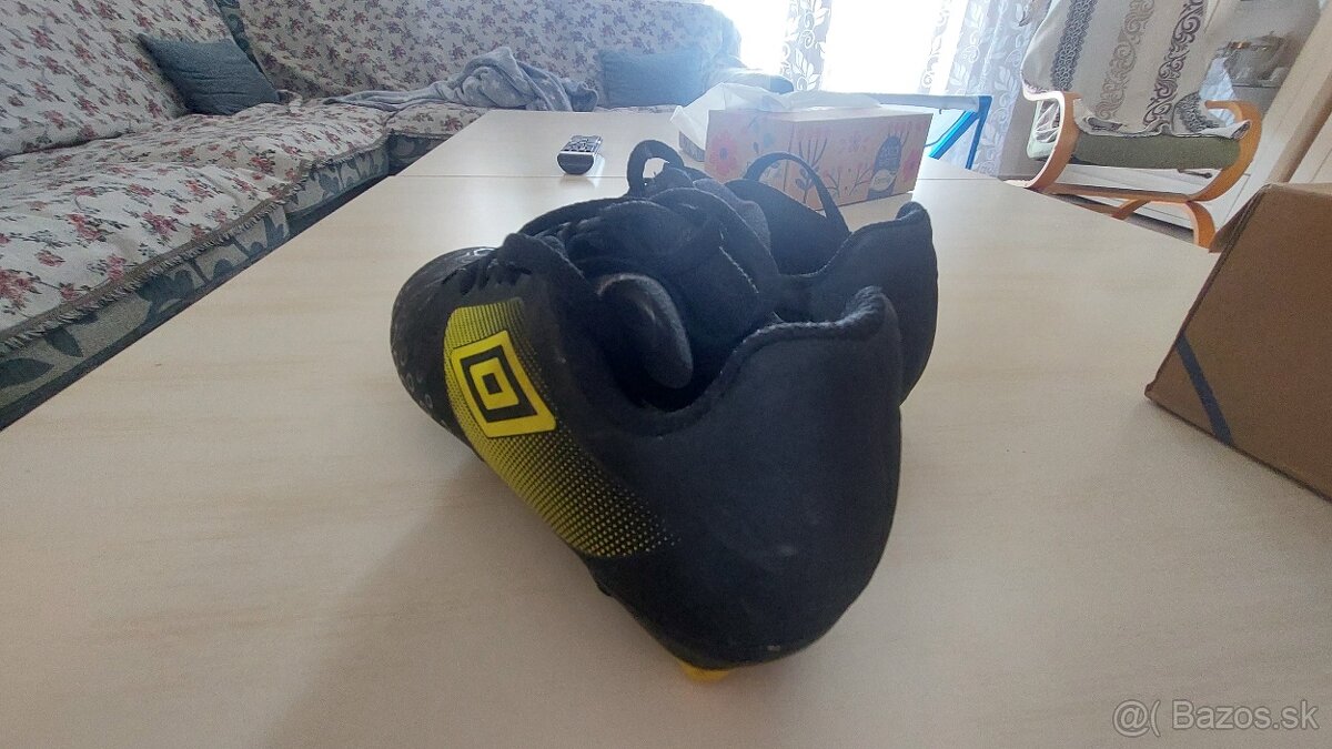 Predam kopacky Umbro v.36 - 7