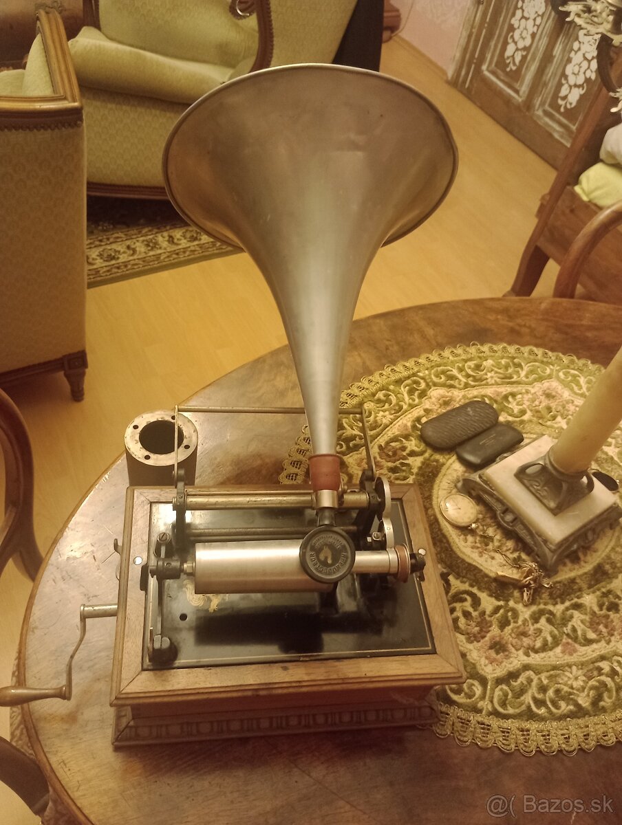 Phonograph Pathé - 7