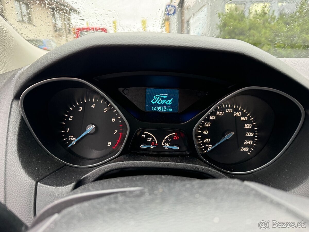 Ford fokus 1.5 benz 2014 rok - 7