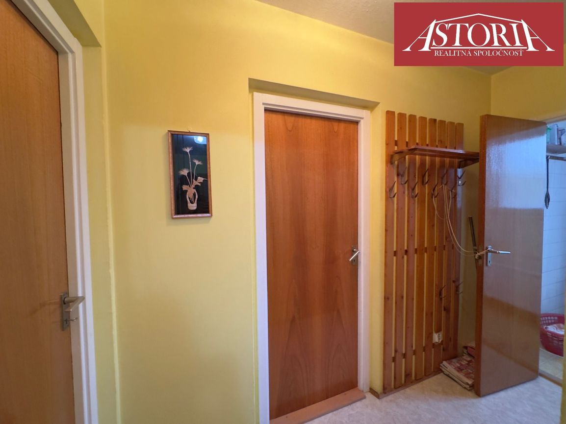 PREDAJ 3 izbový byt neďaleko centra mesta - Martin - Jahodní - 7