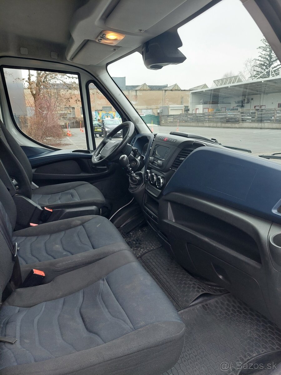 IVECO DAILY 3.0D - 7