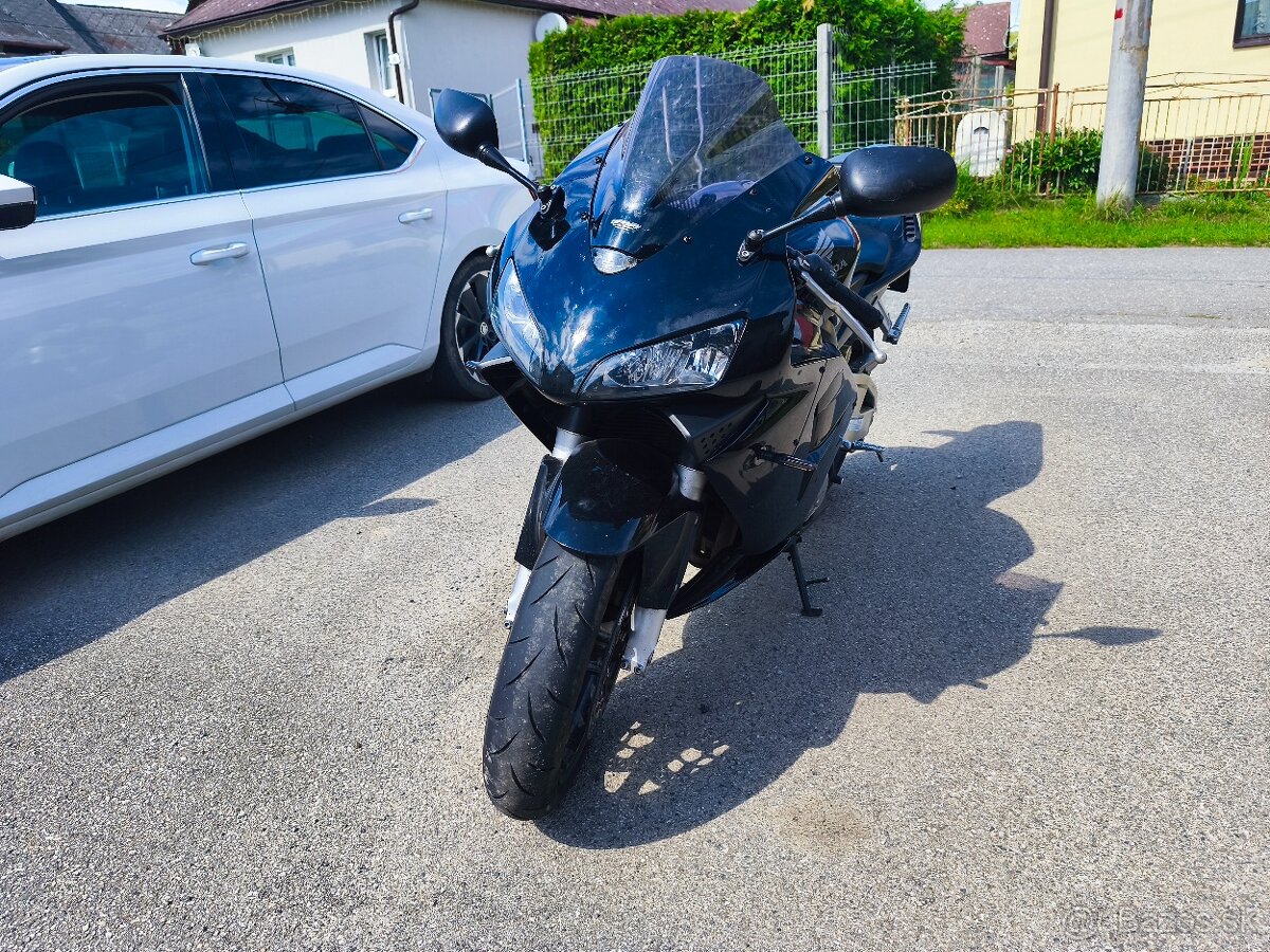 Honda CBR 600 rr - 7