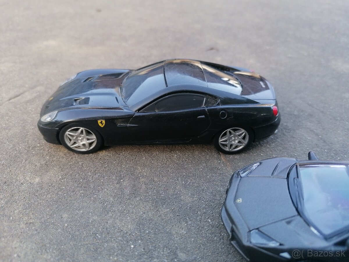 Predám plechové autá Burago a Shell - 7
