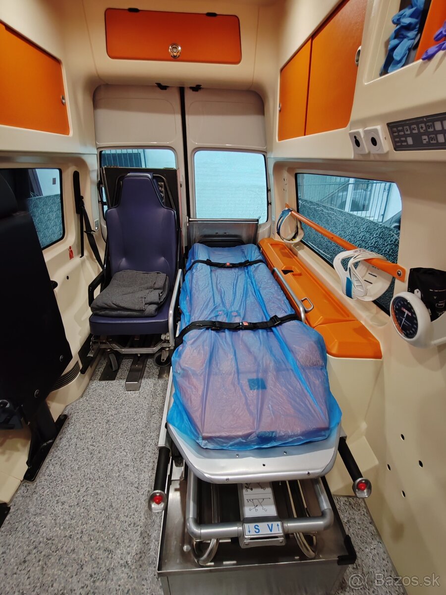 Predám VW Transporter T6, sanitné vozodlo. - 7