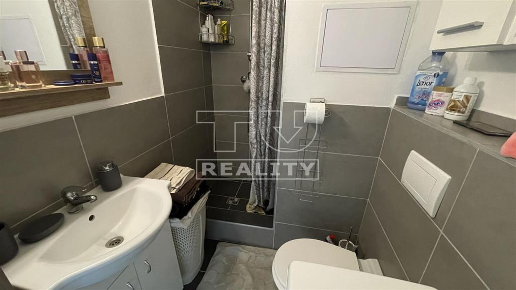 2 izbový byt, 29m2 + vlastne parkovacie miesto, Radvaň -... - 7