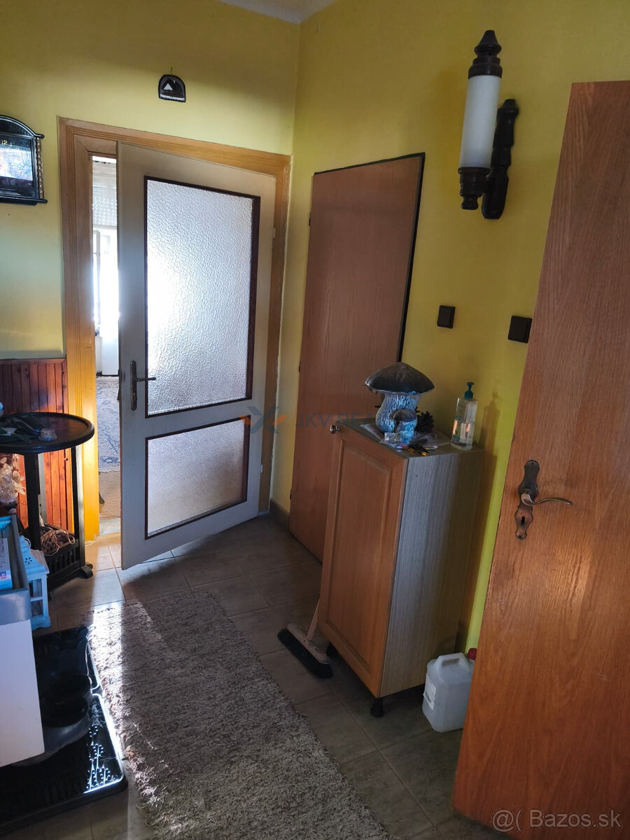 Útulný rodinný dom -Veľké Uherce okr.Partizánske - 7