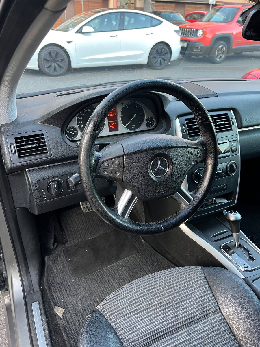 Mercedes-Benz B 180 W245 - 7
