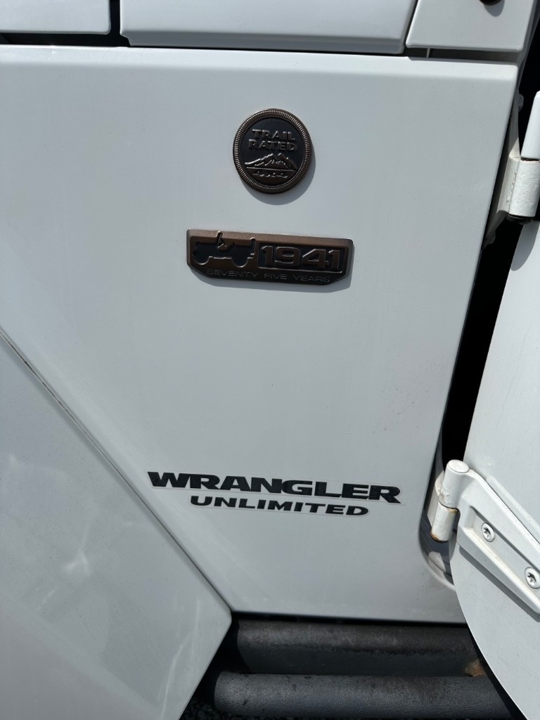 Jeep Wrangler Unlimited 75 Years Edition a/T - 7