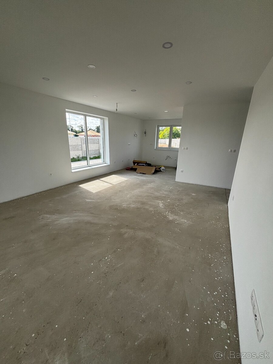 4izbovú novostavba veľkým pozemkom obci Povoda - 7