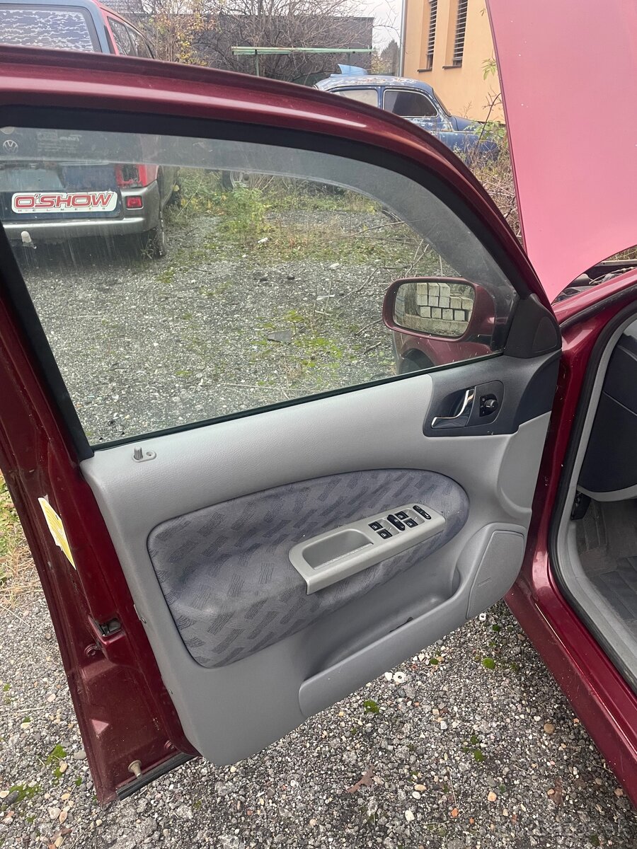 Rozpredám na ND octavia 1 1.8t 110 kw predfacelift - 7