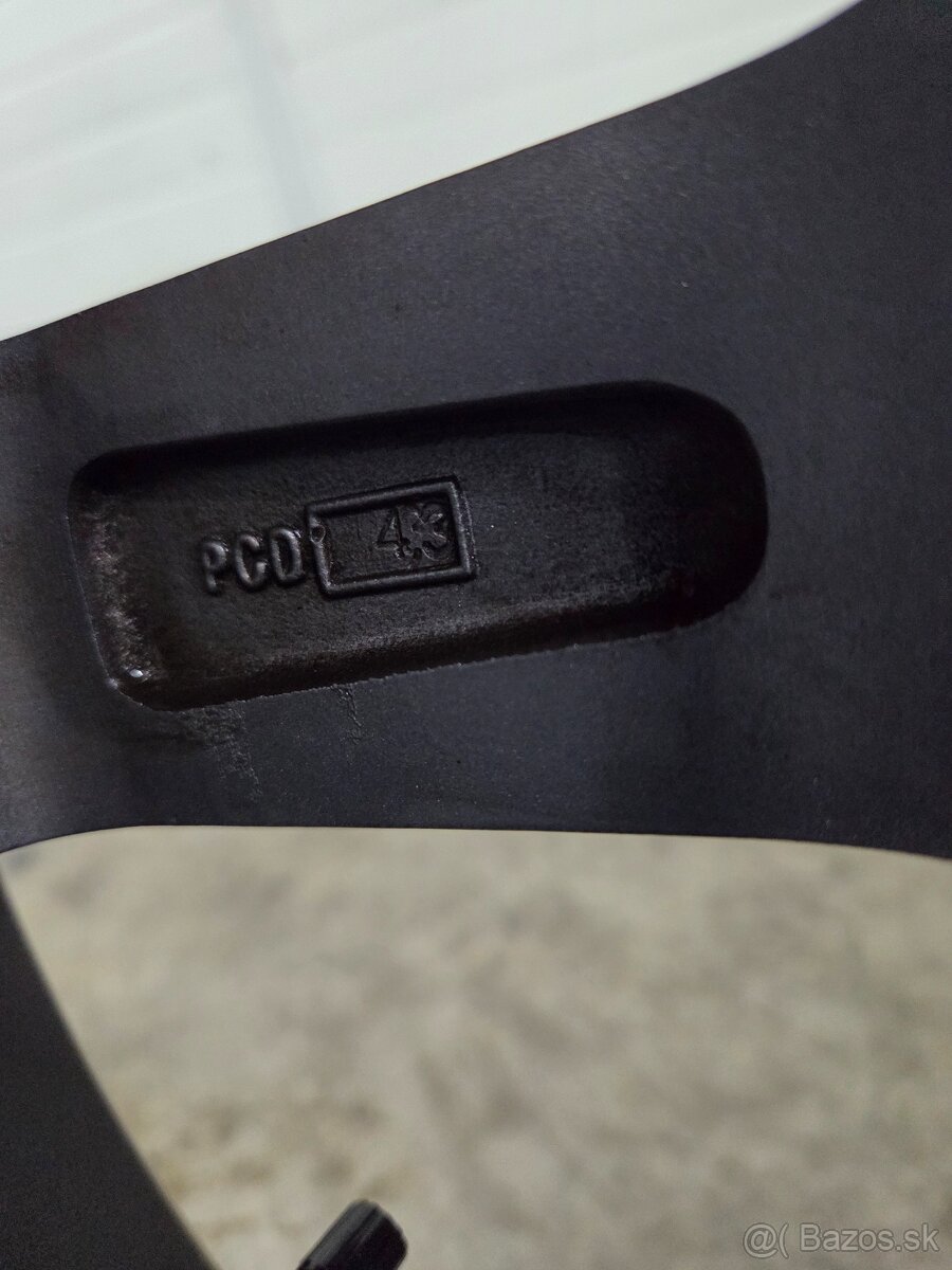 Hlinikove disky, elektrony R16 - 7