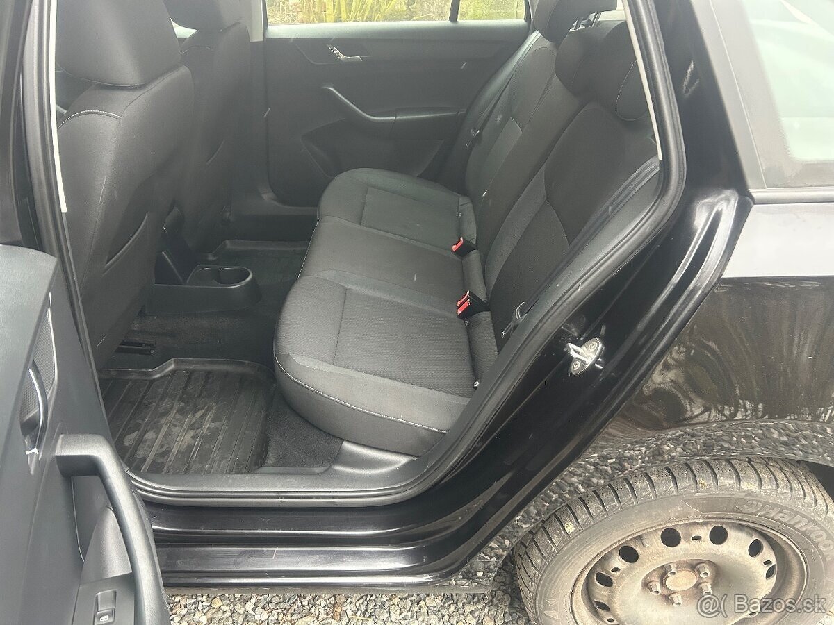 ŠKODA RAPID SPACEBACK 1.2TSI 63KW R.11/2013 - 7