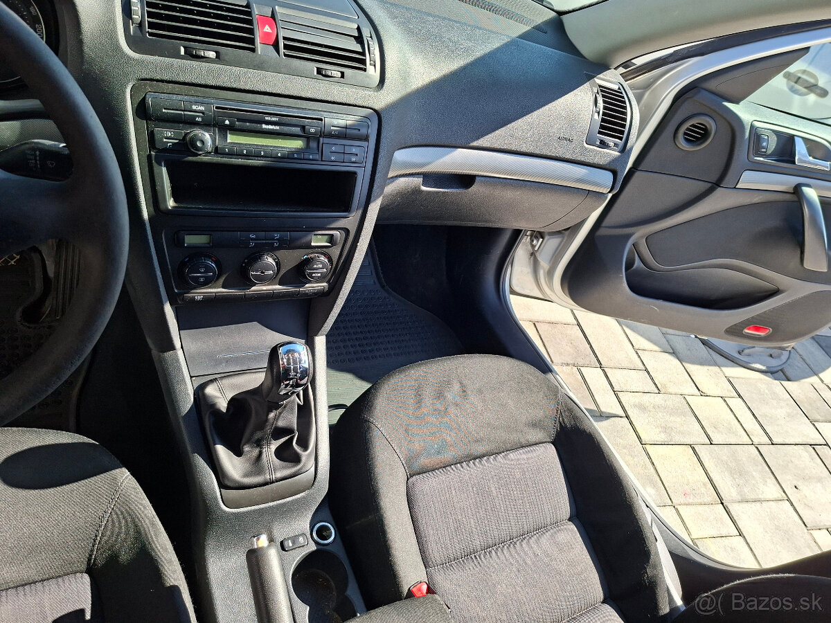 Škoda Octavia Combi 1.9 TDI - 7