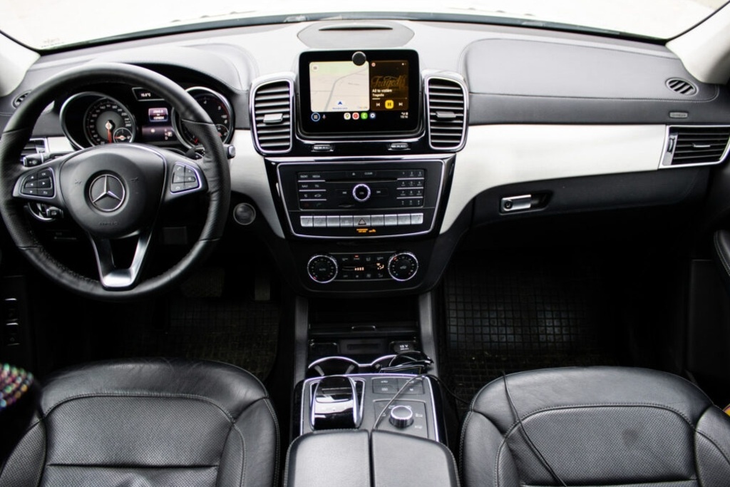 Mercedes GLE trieda 2017 - 7